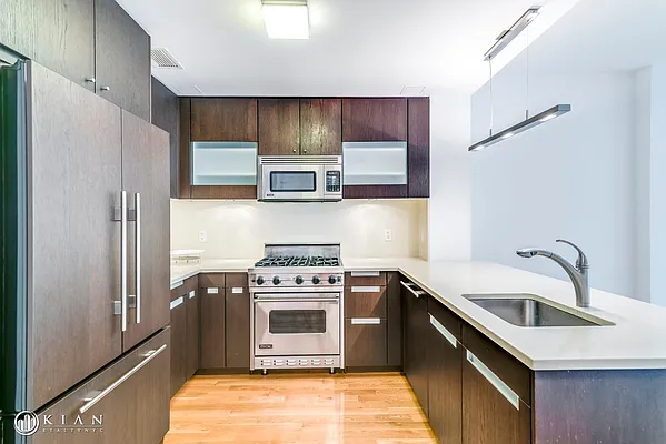 Rented by Kian Realty | media 11