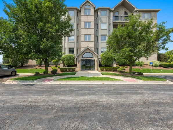 8515 Woodward Ave Unit 303, Woodridge, IL 60517