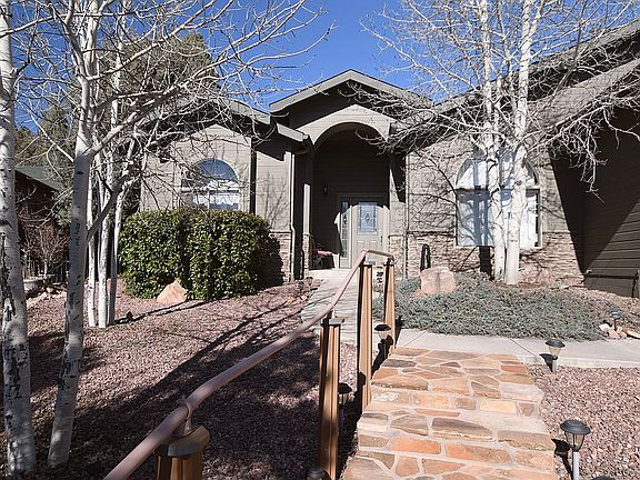 Front with Flagstone Steps