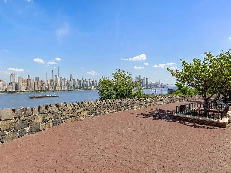6215 Boulevard East #1G — Photo 7