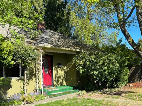 11617 74TH Avenue S, Seattle, WA 98178