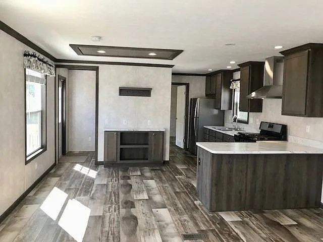 3 bed, 2.0 bath, 1034 sqft, $1,175 — Photo 3
