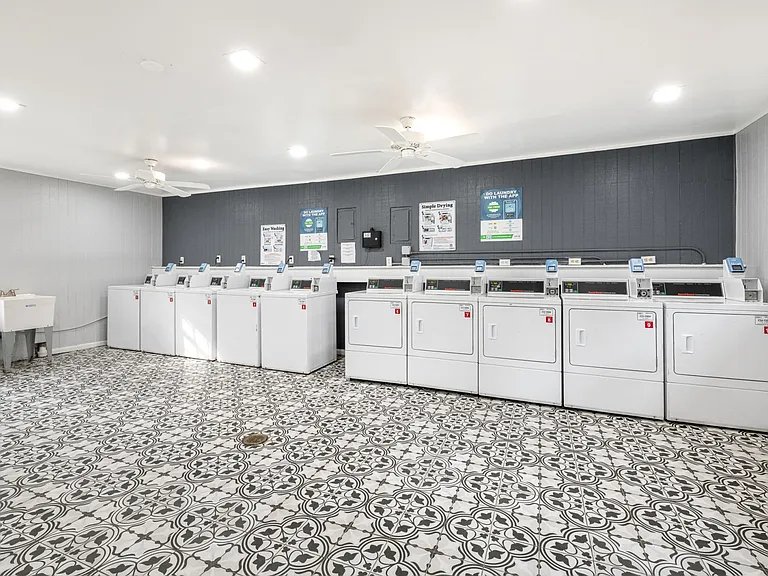 Sage Pointe Apartments — Photo 66