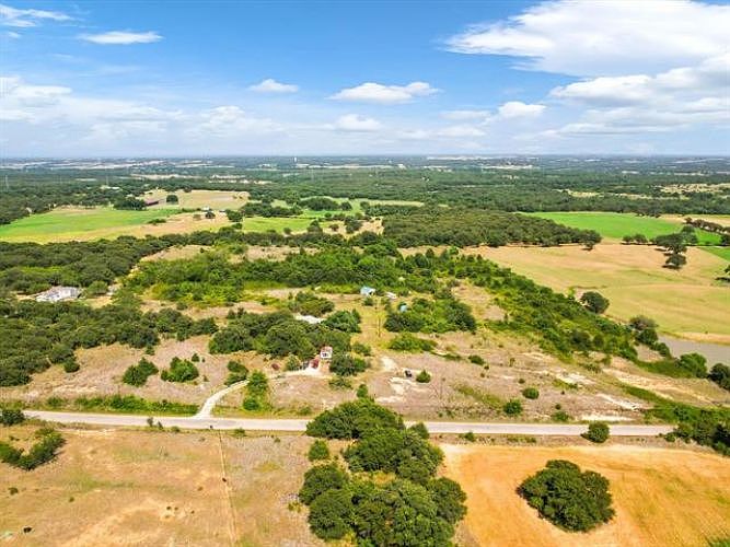 1st image of 877 County Road 3940