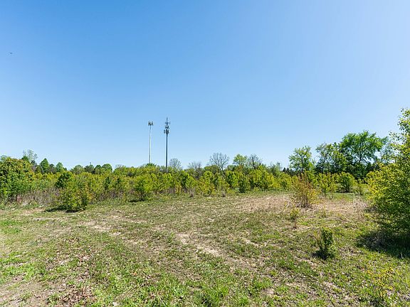 5th image of 1 & 2 Deer Pond Dr