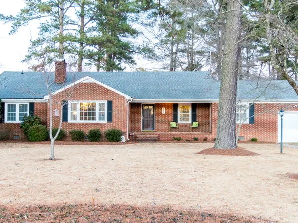332 Robinhood Rd, Franklin, VA 23851