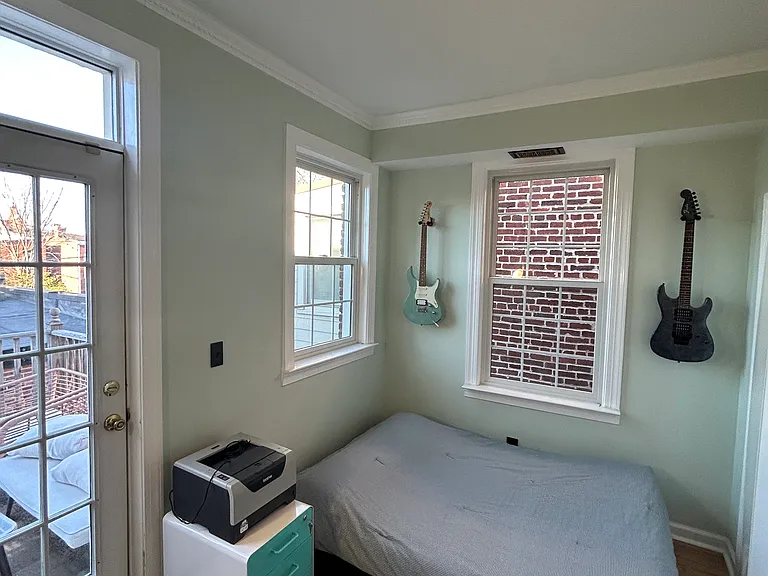424 11th St NE #202 — Photo 13