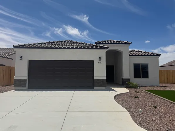 4968 E Ortega St, San Luis, AZ 85336