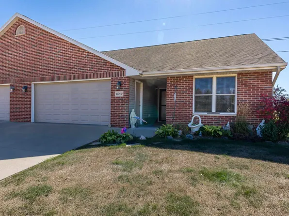 1682 Kathy Dr, Dubuque, IA 52003