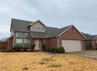 501 SW Milestone Rd, Bentonville, AR 72712