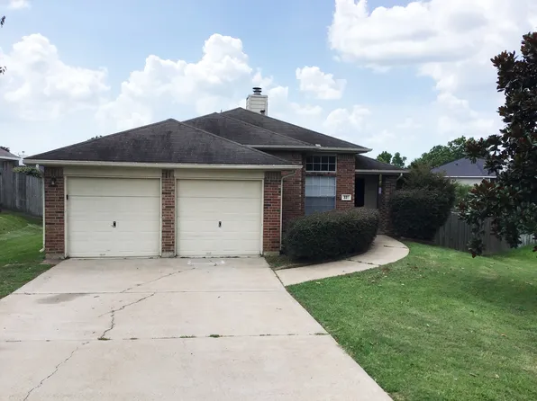 327 Leisure Ln, Montgomery, TX 77356