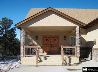 32 Levi Trl, Glendo, WY 82213