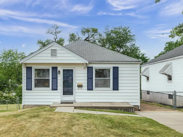 1351 Fairmount Ct, Saint Louis, MO 63139