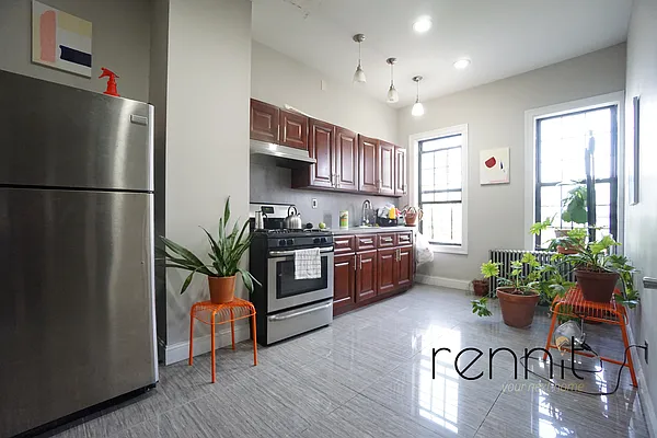 Rented by Rennit Inc. | media 19