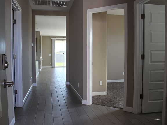 Entry way