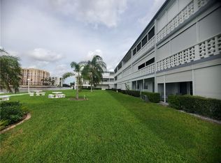 1001 N Riverside Dr APT 102, Pompano Beach, FL 33062