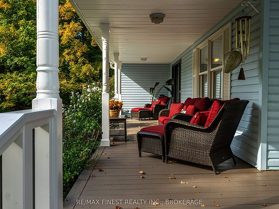 4th image of 2032 Valleyview Dr