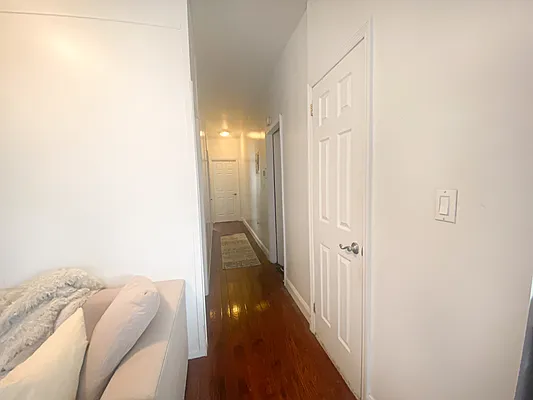 Rented by Corcoran | media 19