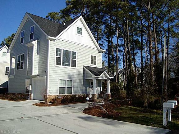 2nd image of 701 26th St #A