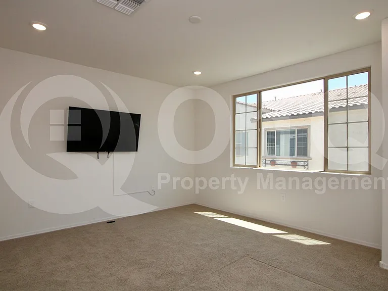 2632 S Peppertree Dr #103 — Photo 4