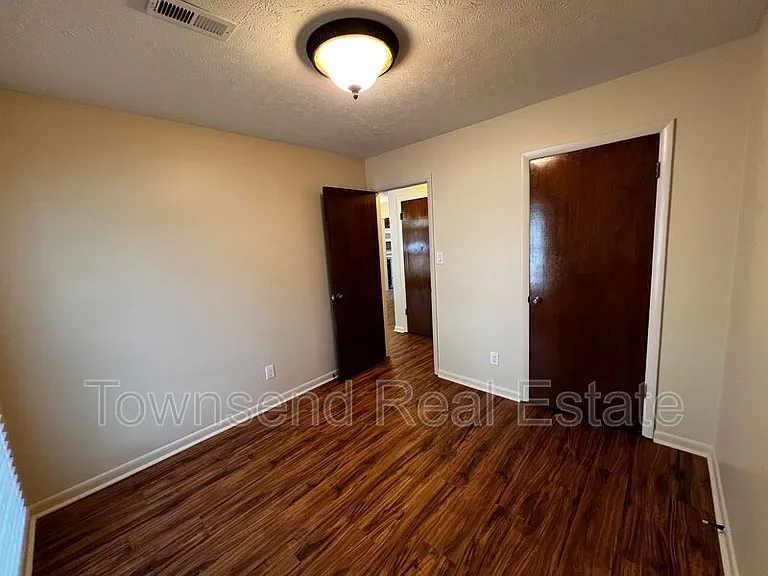 2716 Helaman Ct #12 — Photo 12