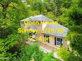 154 Glassboro Dr, Oak Ridge, TN 37830
