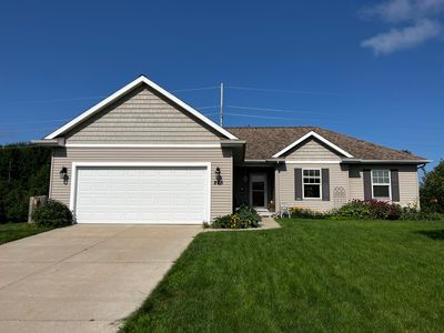 885 Sunrise Ln NW, Grand Rapids, MI, 49534