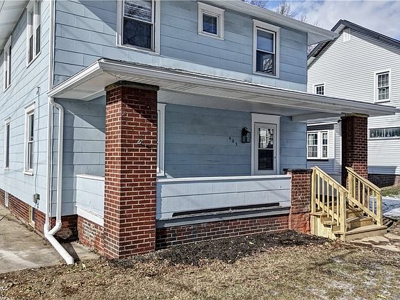 3rd image of 405 Tuscarawas Ave NW