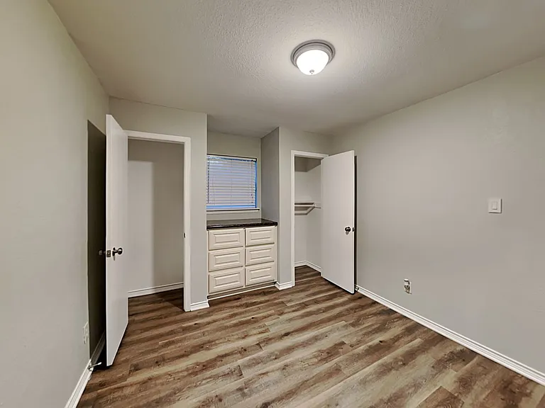 4108 Selene Dr — Photo 21