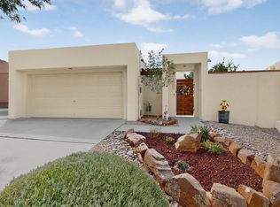 10330 Camino Del Oso NE, Albuquerque, NM 87111