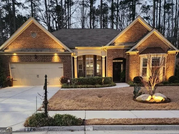 728 Red Wolf Run S, Atlanta, GA 30349
