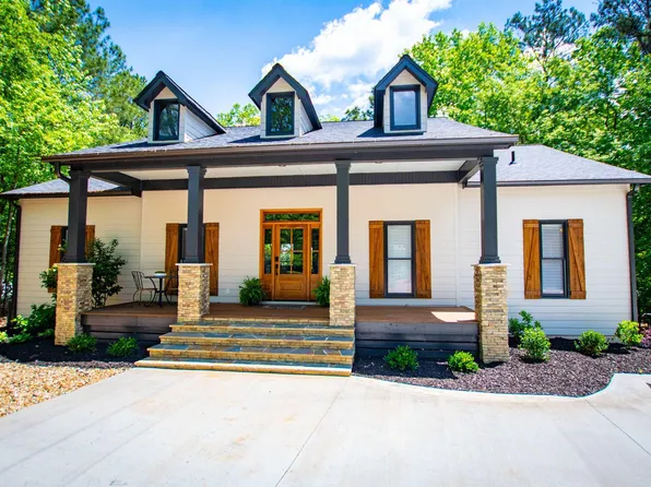 3162 Crescent Crest Dr, Wedowee, AL 36278