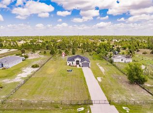 2647 45th Ave NE, Naples, FL 34120