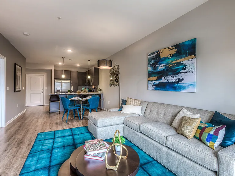 The Royale at CityPlace — Photo 46