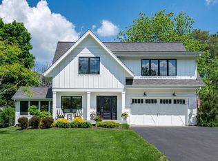 14422 Grenier Rd, Minnetonka, MN 55345