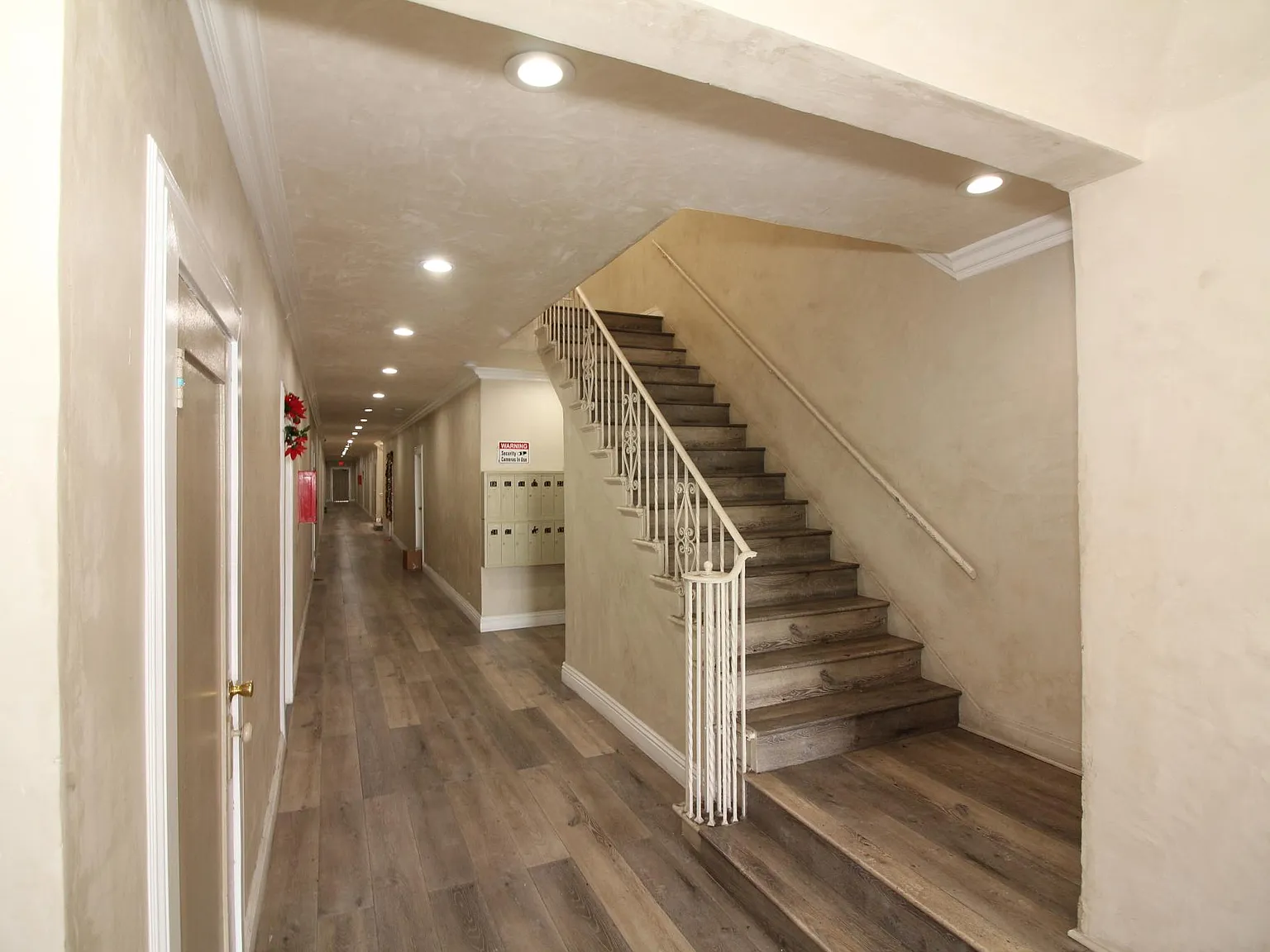 5522 Sierra Vista Ave — Photo 4