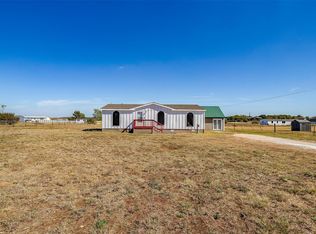 9212 Kansas St, Joshua, TX 76058