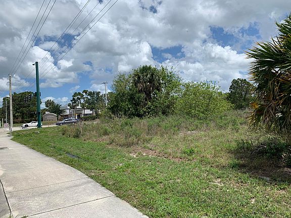 3rd image of 3402 SW Darwin Boulevard