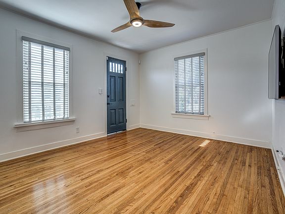 4th image of 3208 McPherson Ave #3210
