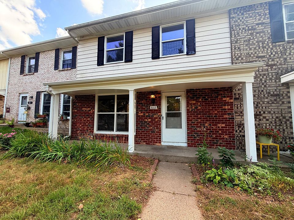 1st image of 868 Wescott Sq
