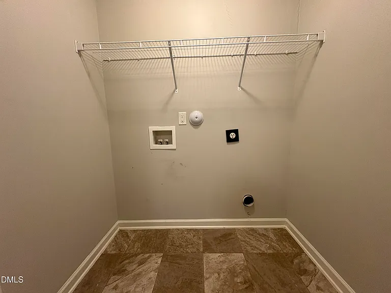 1412 Tamarino Dr — Photo 18