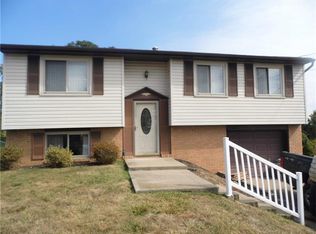 206 Win Ridge Dr, Coraopolis, PA 15108