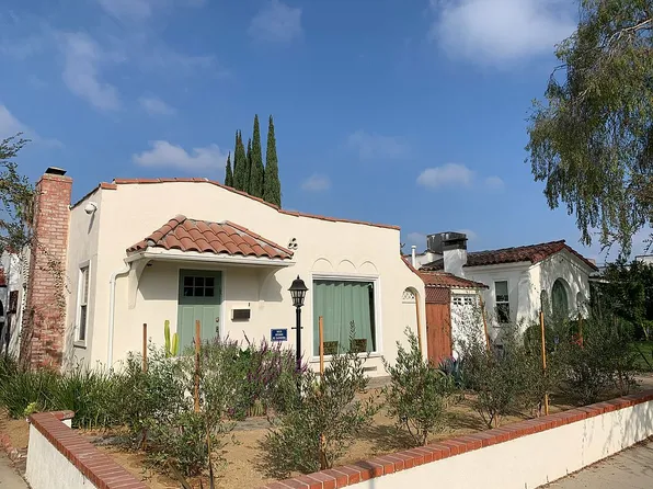 1455 Carmona Ave, Los Angeles, CA 90019