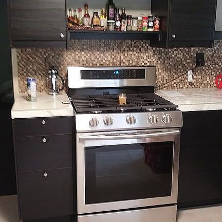1001 1/2 kitchen