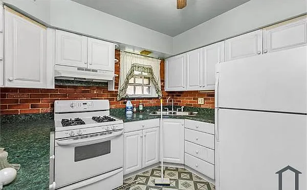 8904 Lucerne Ct — Photo 7