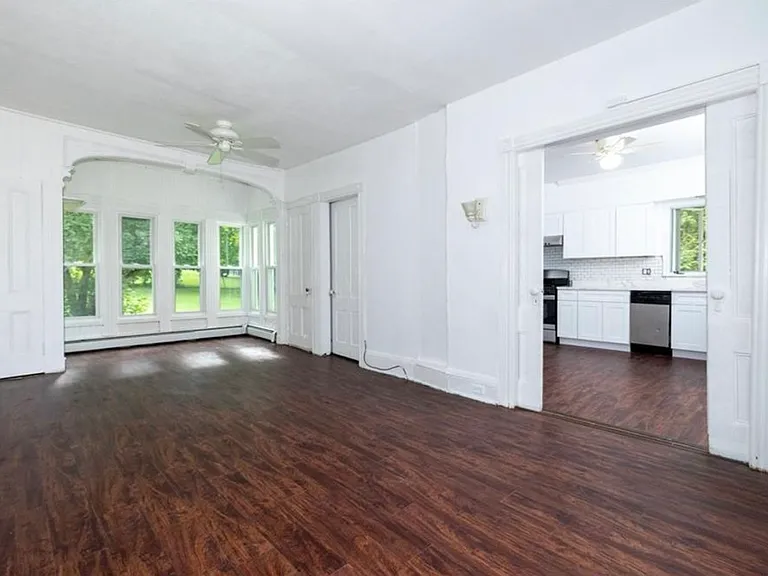 547 King St #A — Photo 5