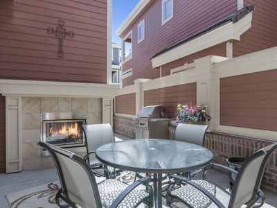 9154 Mornington Way, Lone Tree, CO, 80124
