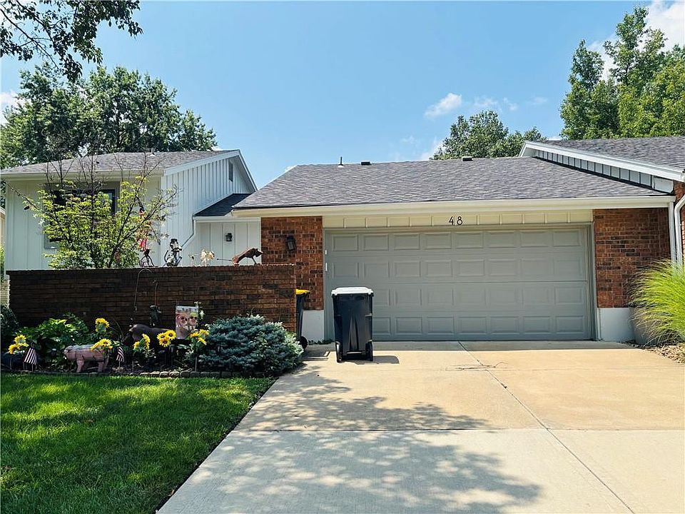 1st image of 48 Woodbridge Ln