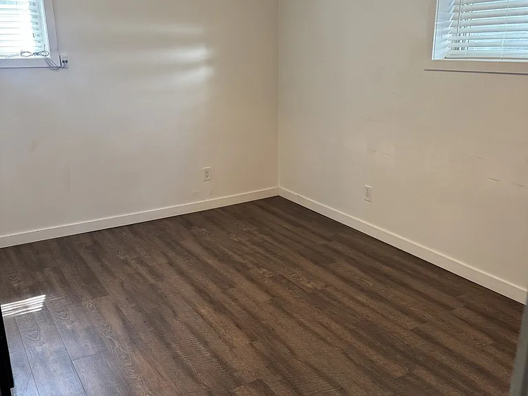 564 Lyons Ln #6 — Photo 8