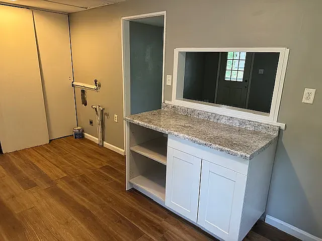 3 bed, 1056 sqft, $1,400 — Photo 4